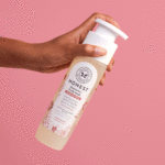 HONEST GENTLY NOURISHING SWEET ALMOND SHAMPOO AND BODY WASH 295ml - Image 2